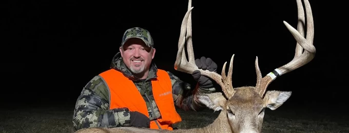 Doug H with a 2022 Iowa Booner at BCO